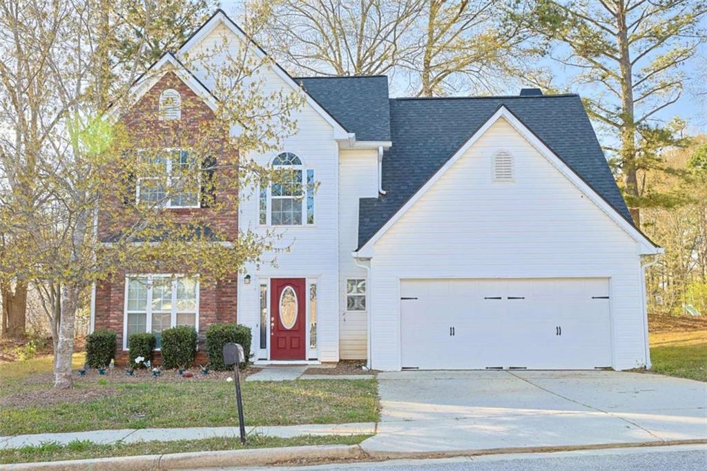 910 Lakeside Court Loganville, GA 30052 - Photo 1 of 57