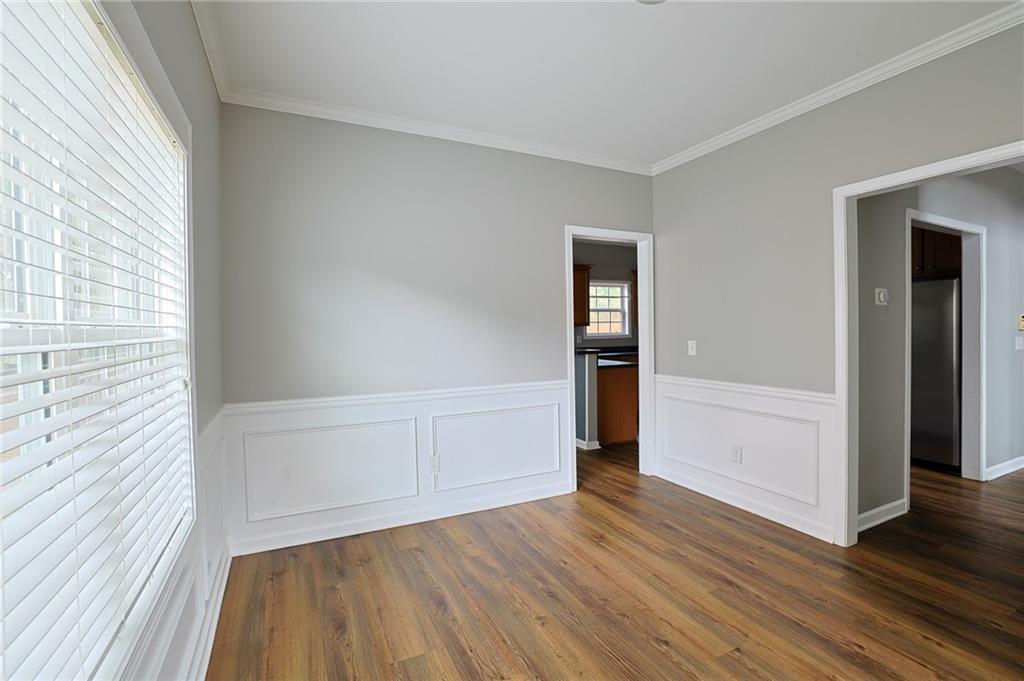 910 Lakeside Court Loganville, GA 30052 - Photo 11 of 57