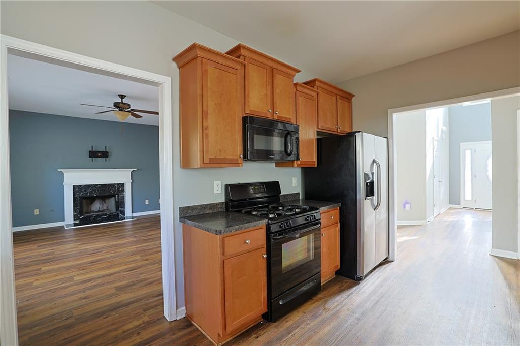 910 Lakeside Court Loganville, GA 30052 - Photo 23 of 57