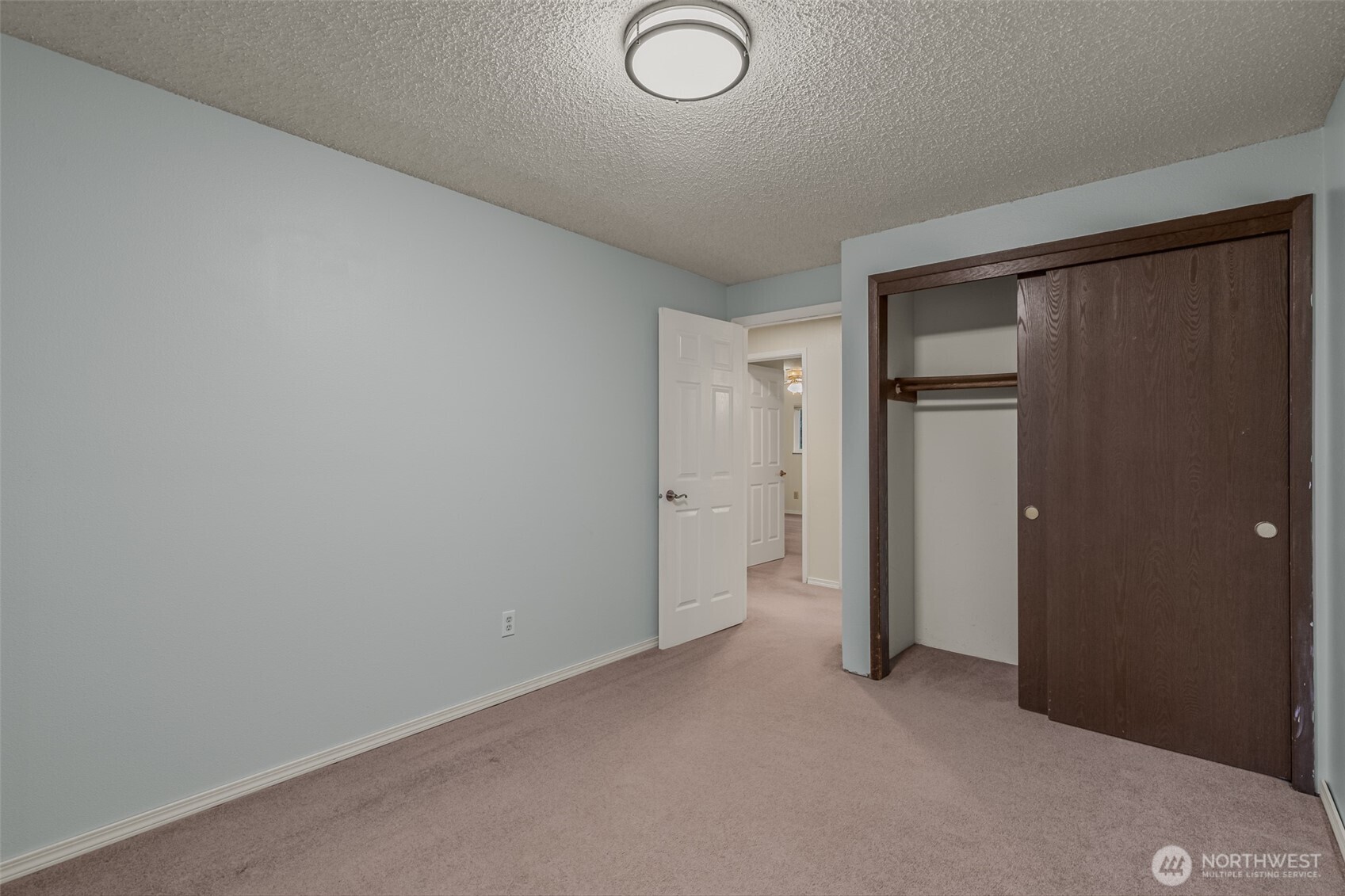 2207 Bremerton Avenue Northeast Renton, WA 98059 - Photo 20 of 40