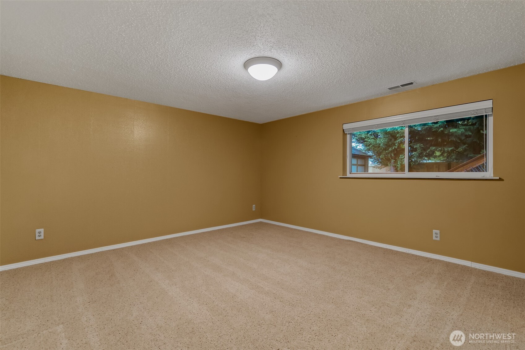 2207 Bremerton Avenue Northeast Renton, WA 98059 - Photo 33 of 40