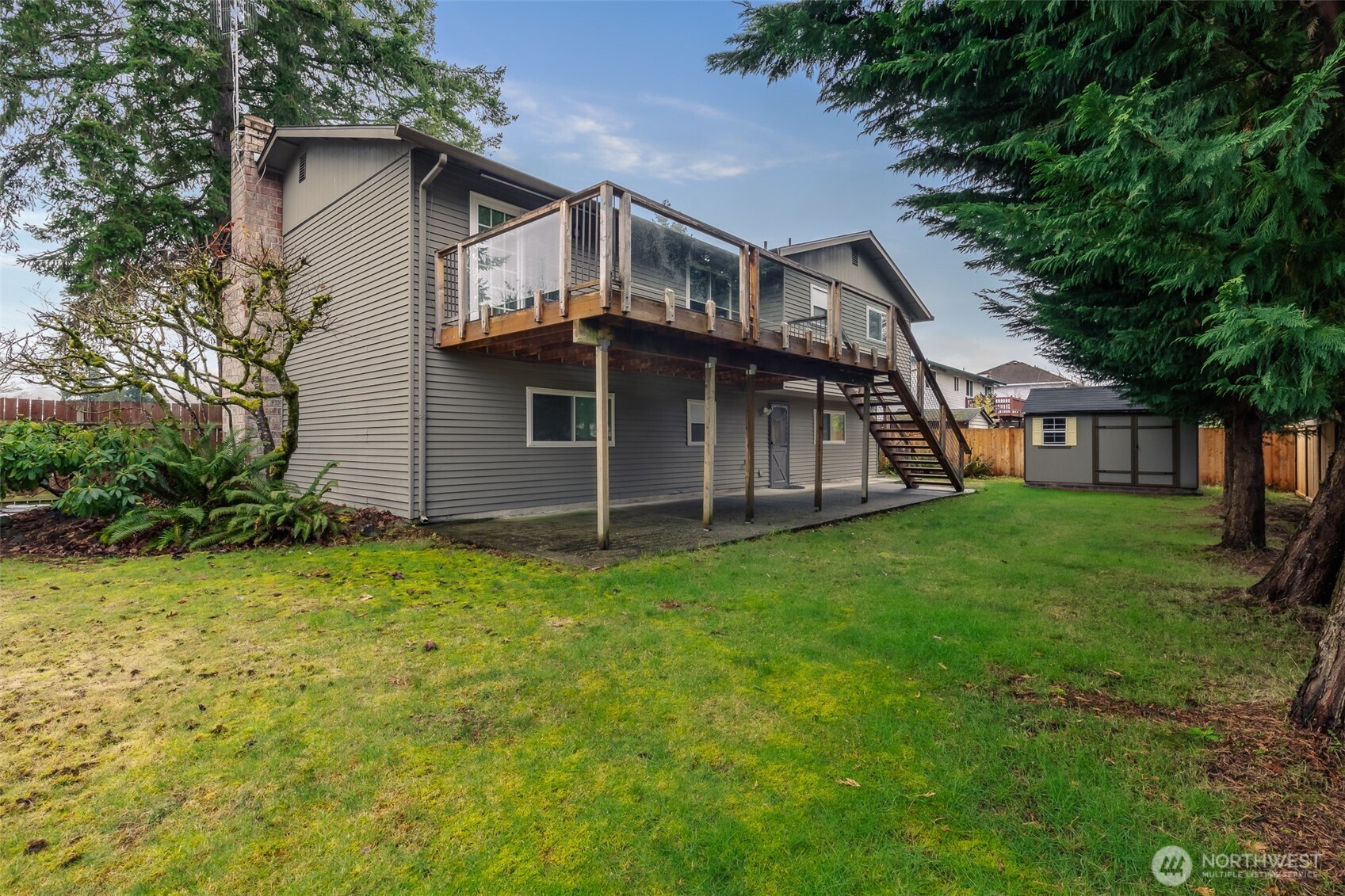 2207 Bremerton Avenue Northeast Renton, WA 98059 - Photo 37 of 40