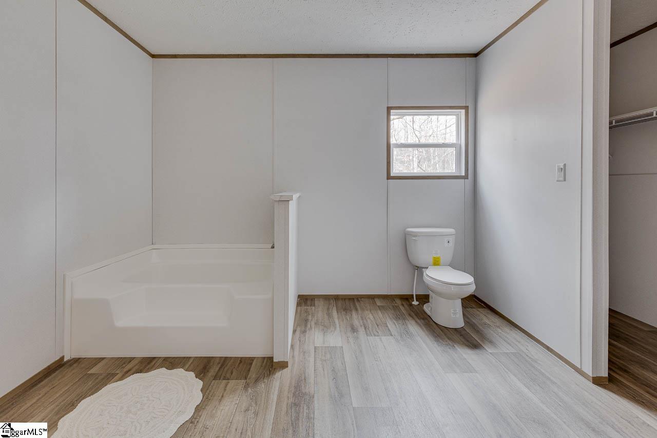 852 Black Snake Road Easley, SC 29640 - Photo 11 of 17