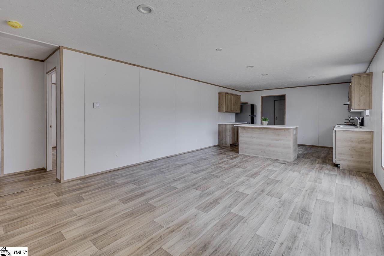 852 Black Snake Road Easley, SC 29640 - Photo 13 of 17