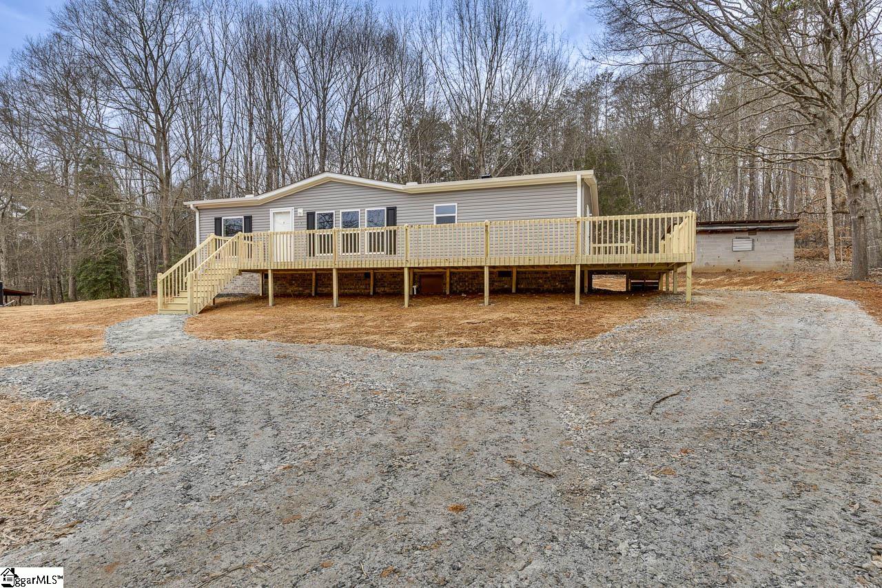 852 Black Snake Road Easley, SC 29640 - Photo 8 of 17