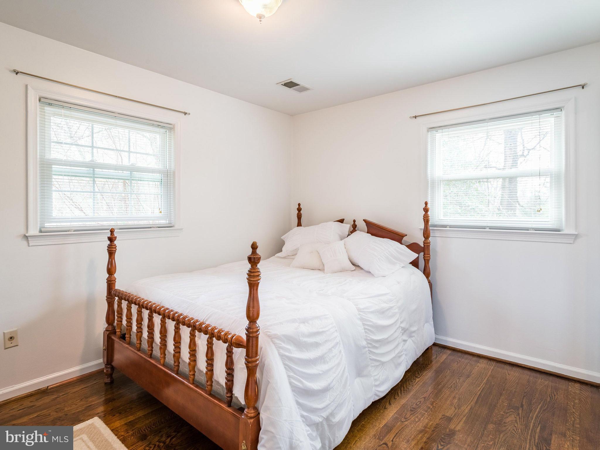 1118 Springvale Road Great Falls, VA 22066 - Photo 15 of 30 Bedroom