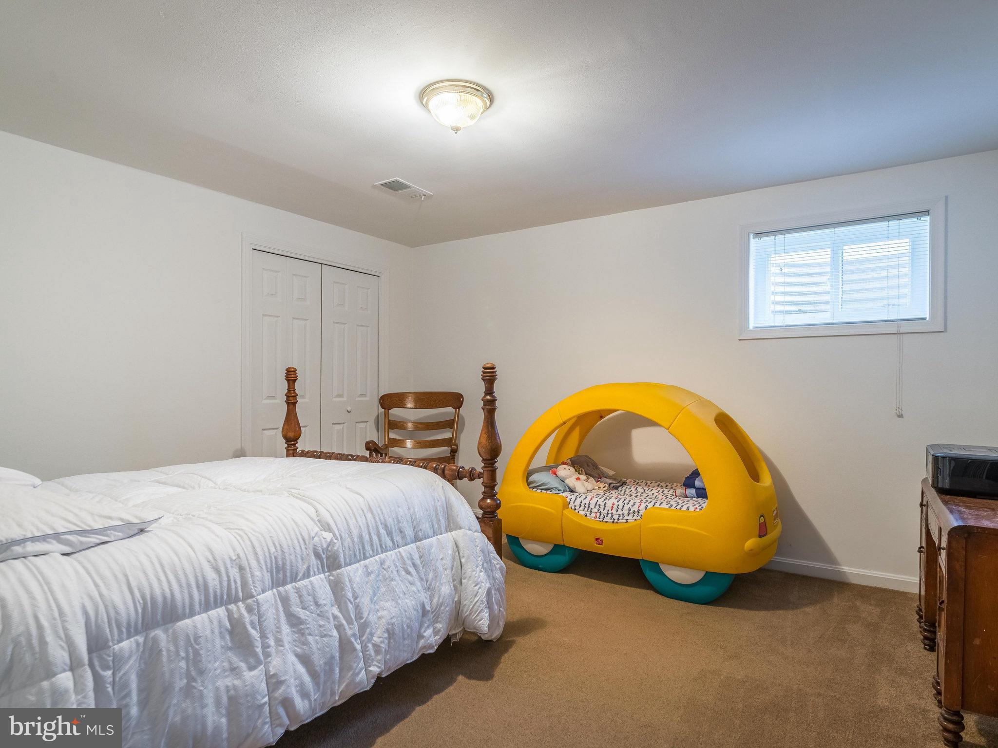 1118 Springvale Road Great Falls, VA 22066 - Photo 22 of 30 Bedroom