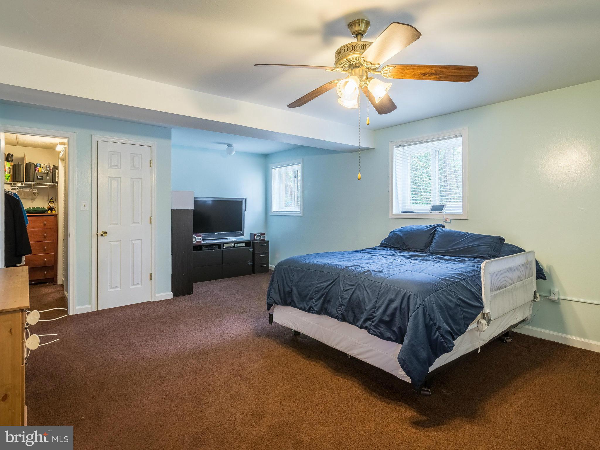 1118 Springvale Road Great Falls, VA 22066 - Photo 23 of 30 Bedroom (Master)