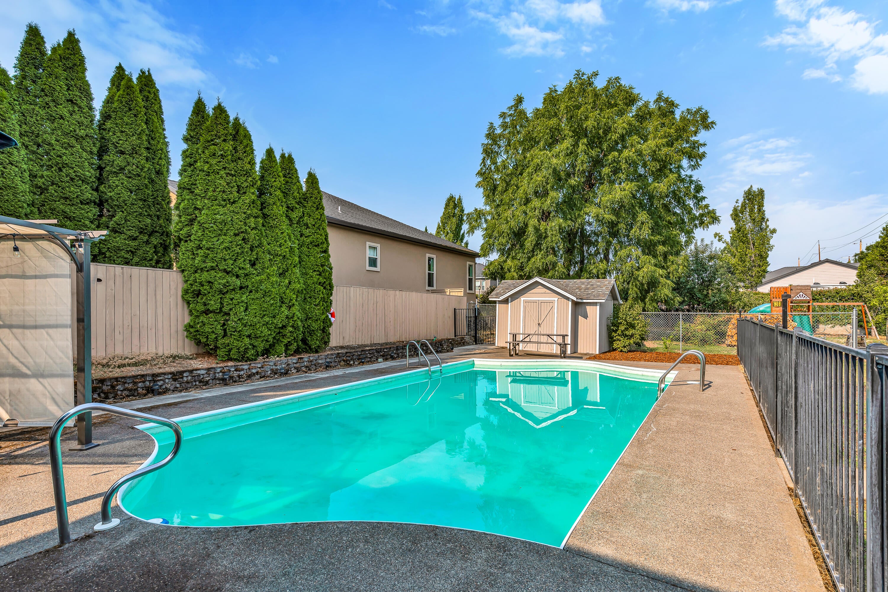 2736 Lone Pine Road Medford, OR 97504 - Photo 35 of 47 9R9A1319