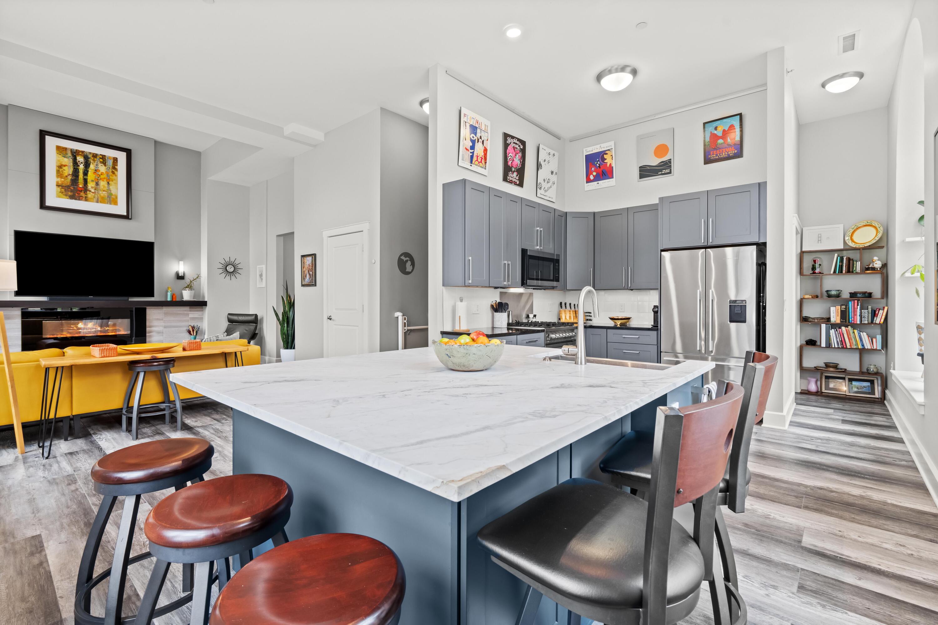 27 Library Street Northeast, Unit 202 Grand Rapids, MI 49503 - Photo 11 of 44 Kitchen