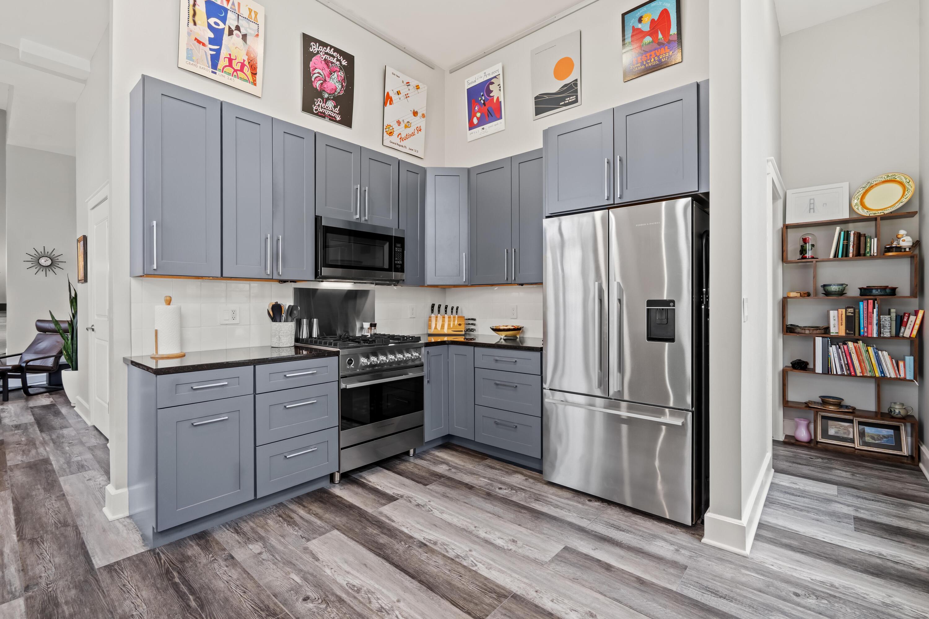 27 Library Street Northeast, Unit 202 Grand Rapids, MI 49503 - Photo 15 of 44 Kitchen