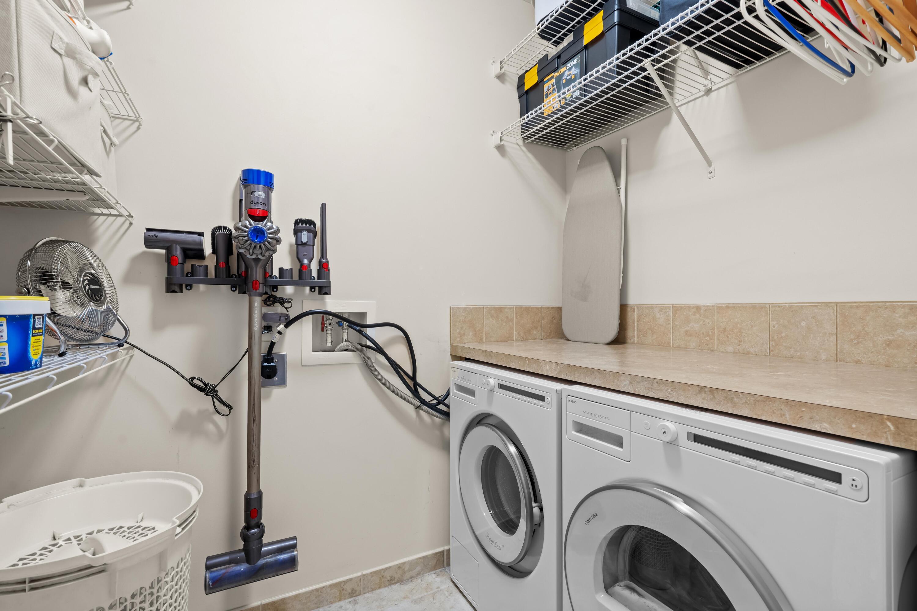 27 Library Street Northeast, Unit 202 Grand Rapids, MI 49503 - Photo 34 of 44 Laundry Room