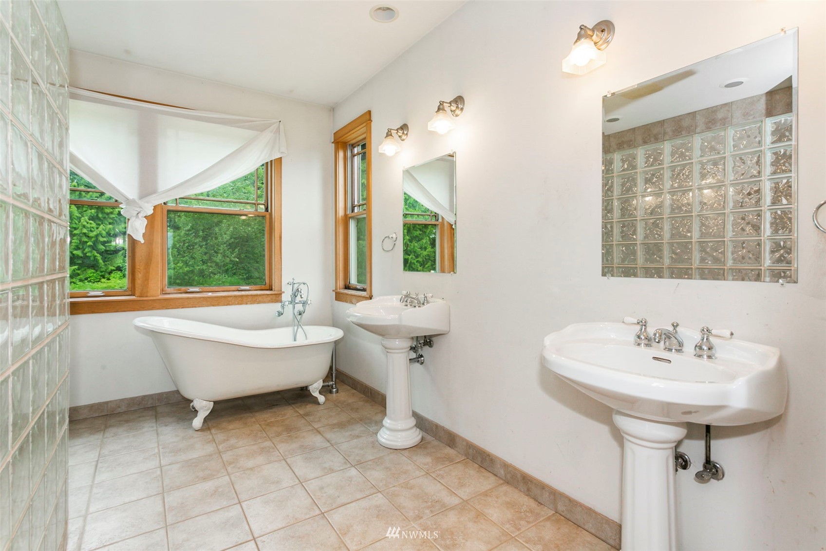 1220 North Carpenter Road Snohomish, WA 98290 - Photo 20 of 33 Gallery Image 20
