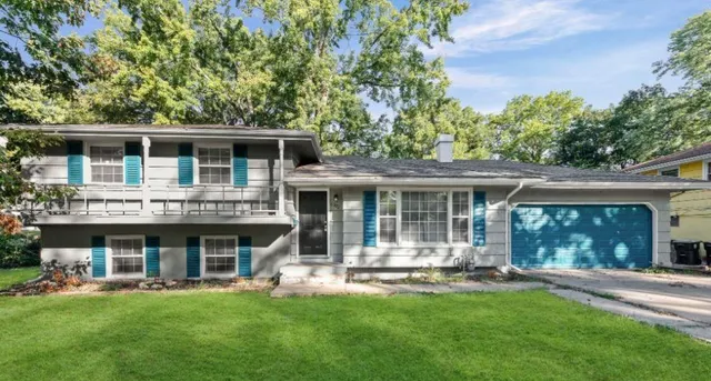 $280,000 | 6302 East 102nd Street, Kansas City, MO 64134