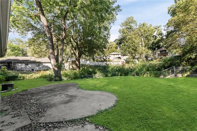 $280,000 | 6302 East 102nd Street, Kansas City, MO 64134