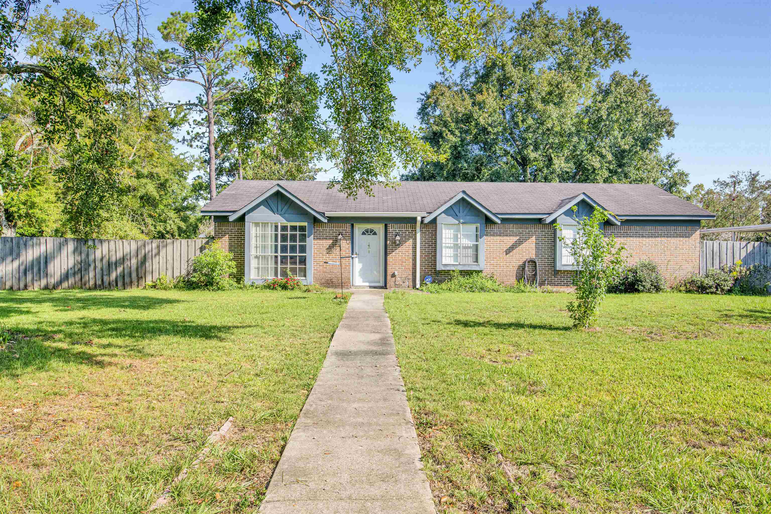 401 East Myrtle Avenue Foley, AL 36535 - Photo 1 of 29