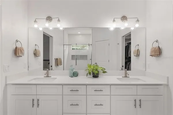 $416,000 | 1414 Southwest 66th Drive, Gainesville, FL 32607