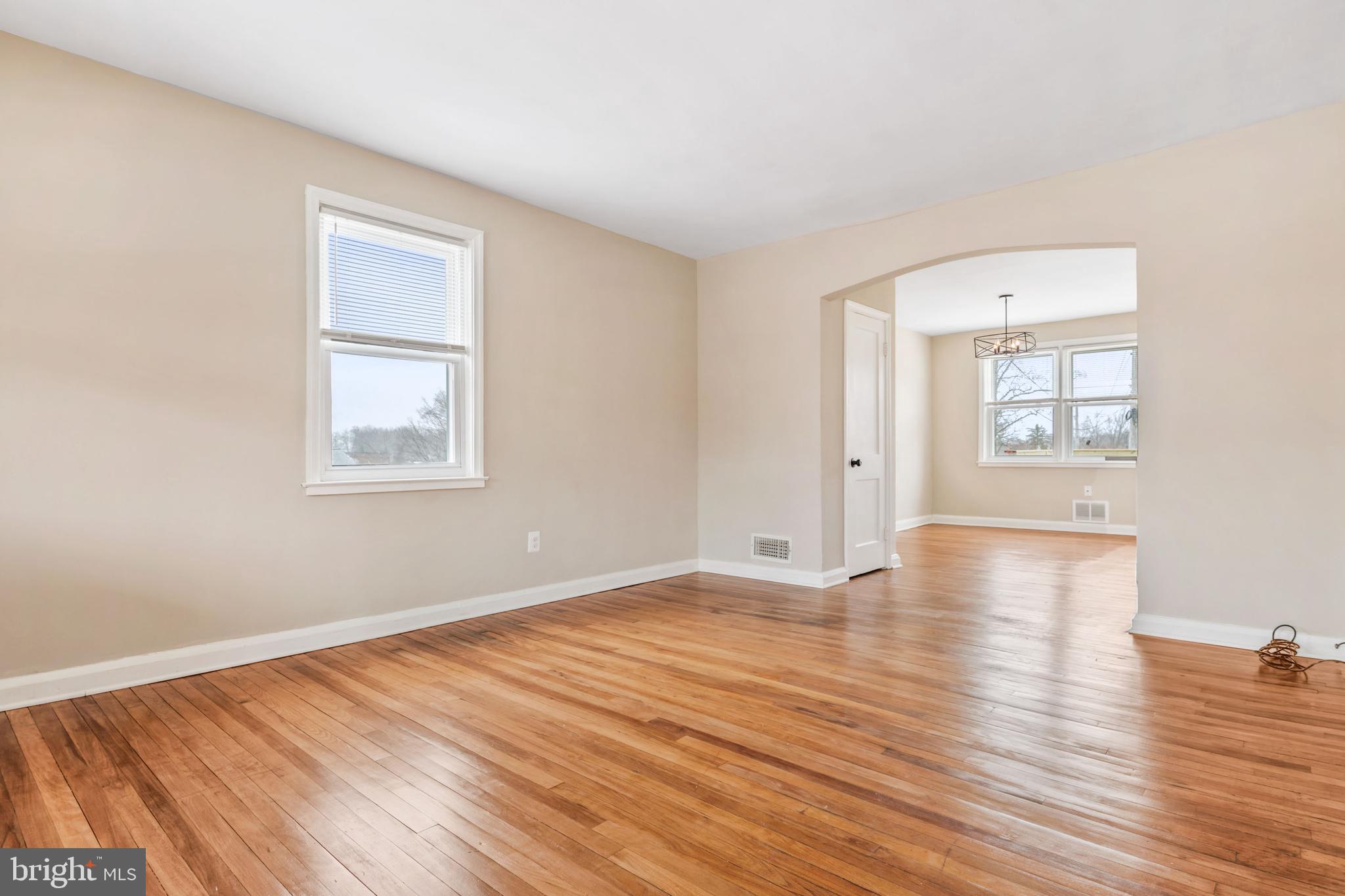 8300 Edgedale Road Parkville, MD 21234 - Photo 13 of 60