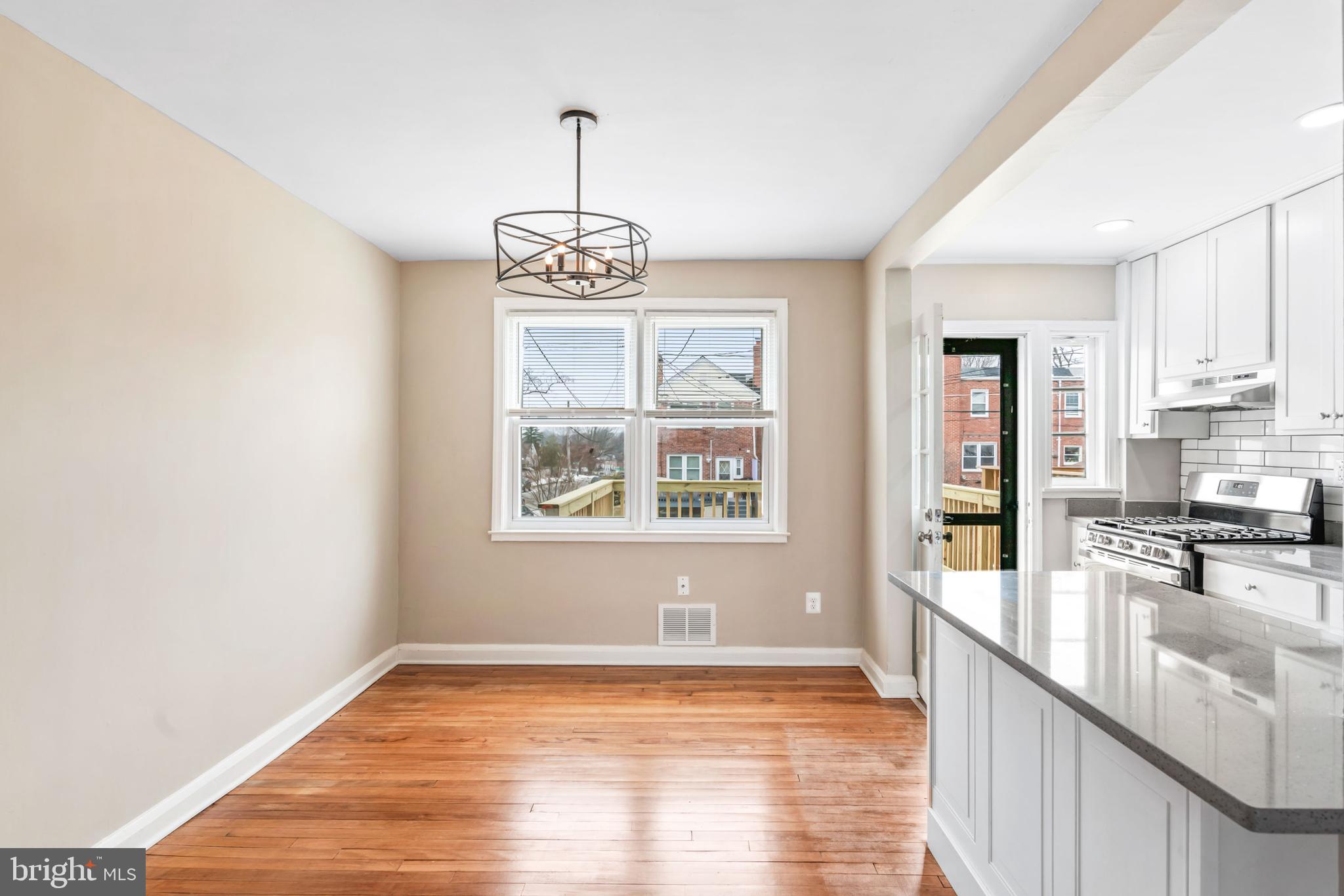 8300 Edgedale Road Parkville, MD 21234 - Photo 17 of 60