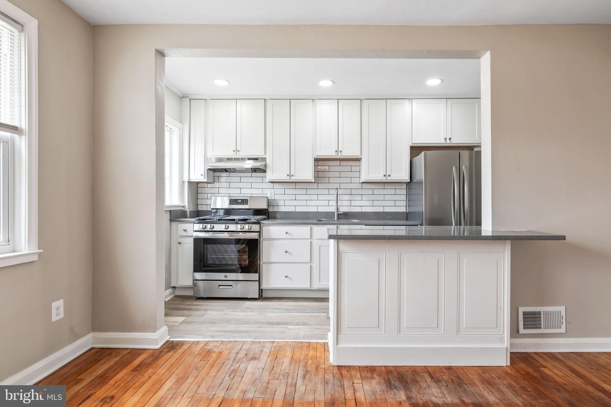 8300 Edgedale Road Parkville, MD 21234 - Photo 21 of 60