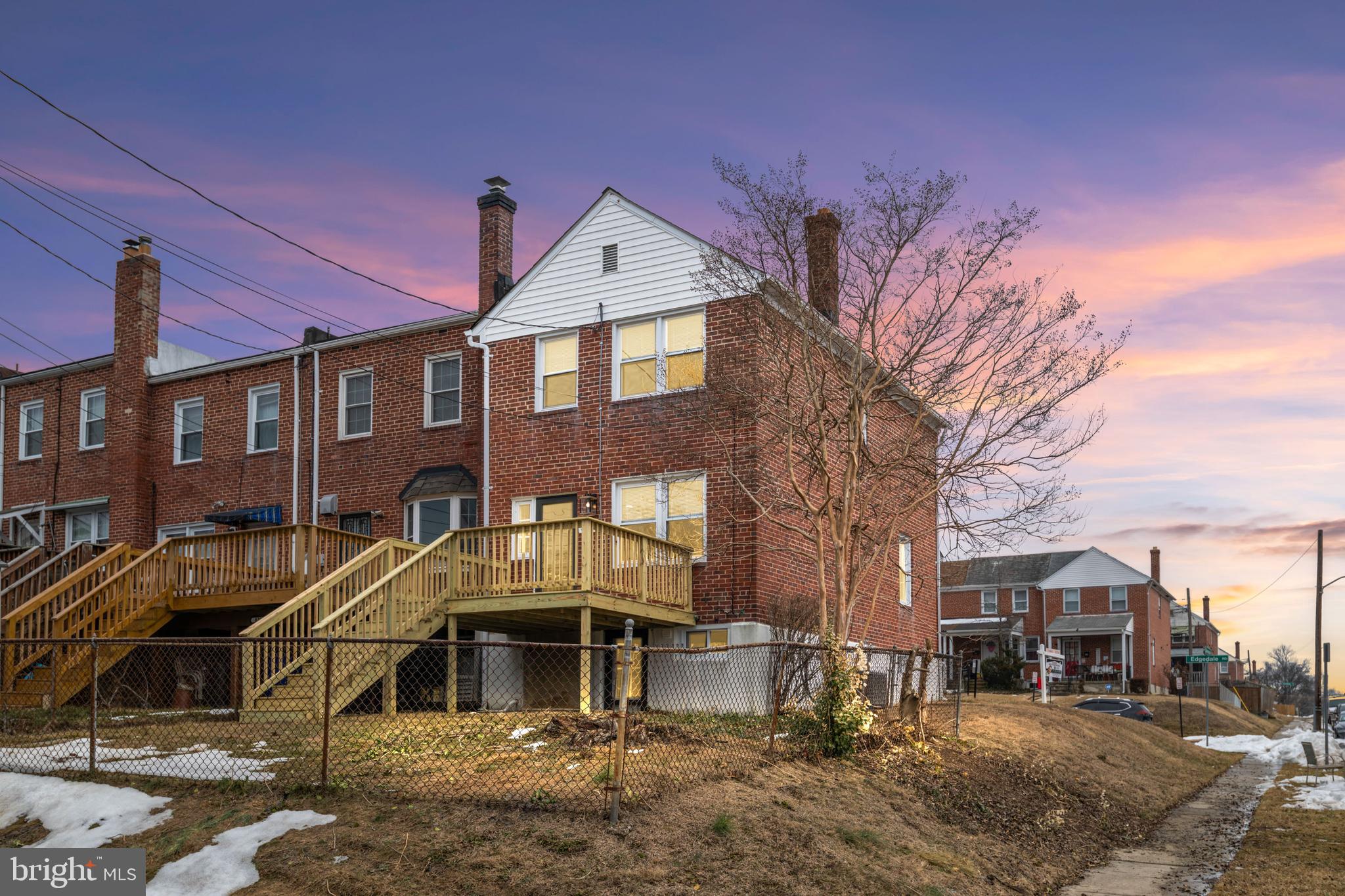 8300 Edgedale Road Parkville, MD 21234 - Photo 3 of 60