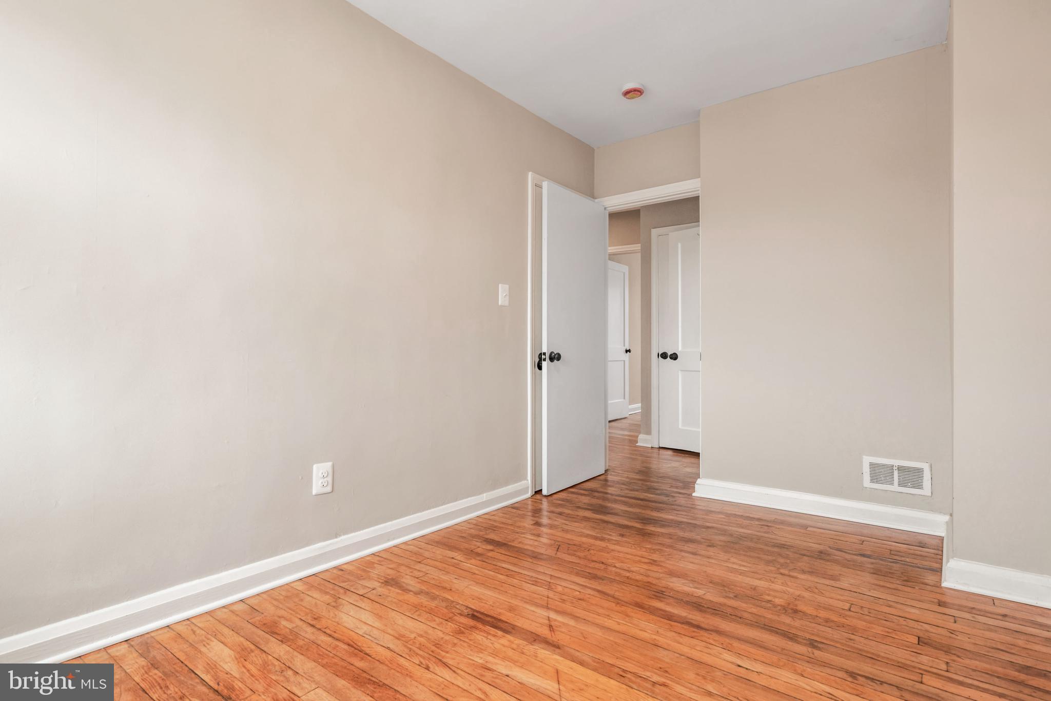 8300 Edgedale Road Parkville, MD 21234 - Photo 31 of 60