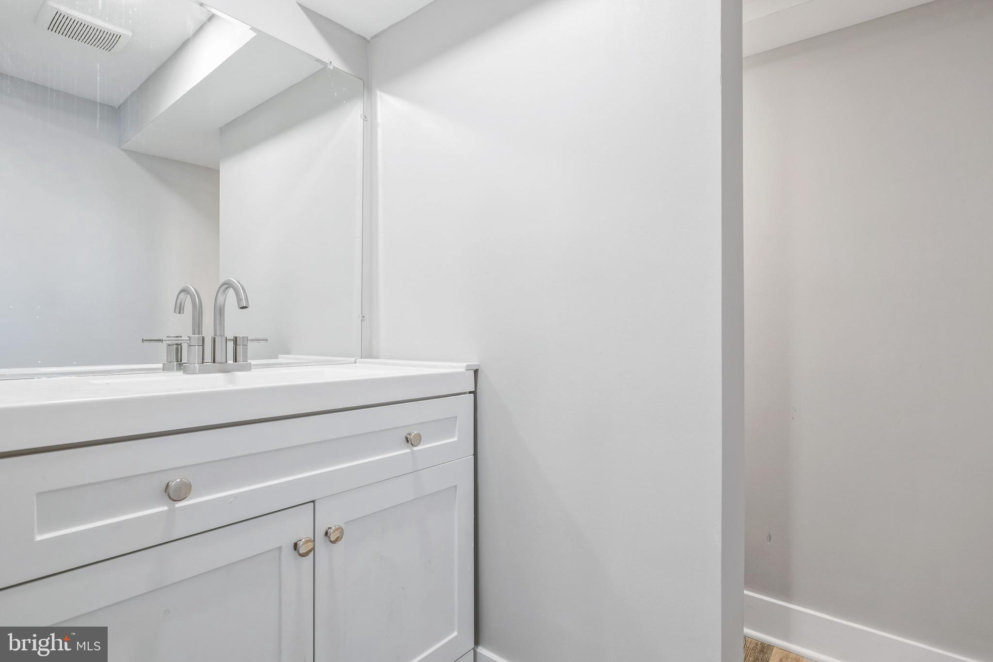 8300 Edgedale Road Parkville, MD 21234 - Photo 40 of 60