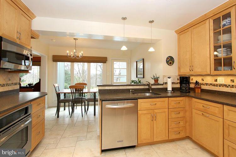 3229 Park View Road Chevy Chase, MD 20815 - Photo 9 of 29 Gourmet Kitchen opens to Eat-in Area