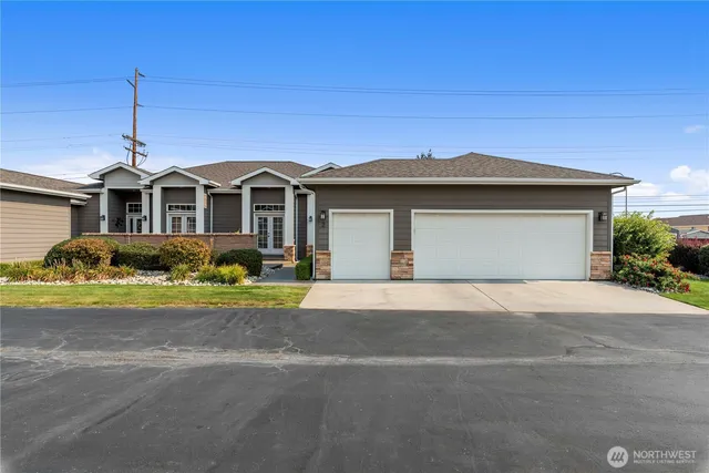 $565,000 | 1845 Maple Street, Unit 2, Wenatchee, WA 98801