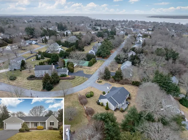 $899,000 | 21 Hitching Post Road, Mattapoisett, MA 02739