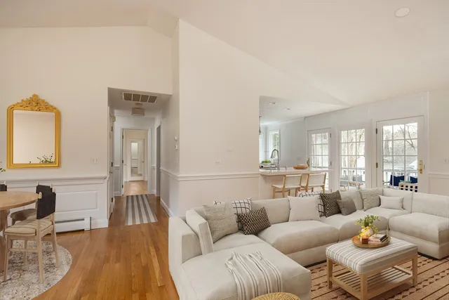 $899,000 | 21 Hitching Post Road, Mattapoisett, MA 02739