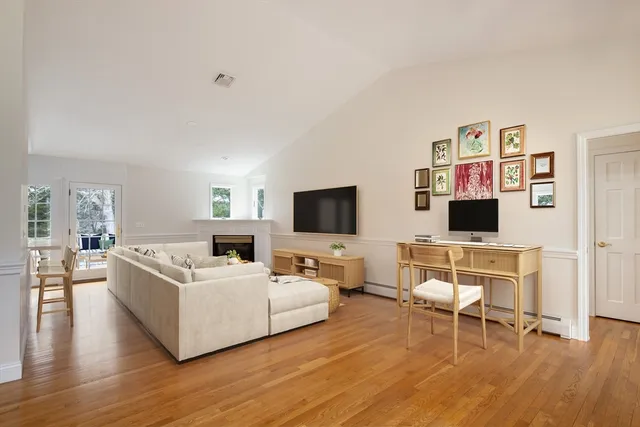 $899,000 | 21 Hitching Post Road, Mattapoisett, MA 02739