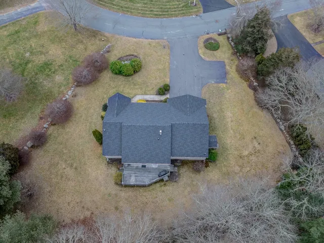 $899,000 | 21 Hitching Post Road, Mattapoisett, MA 02739