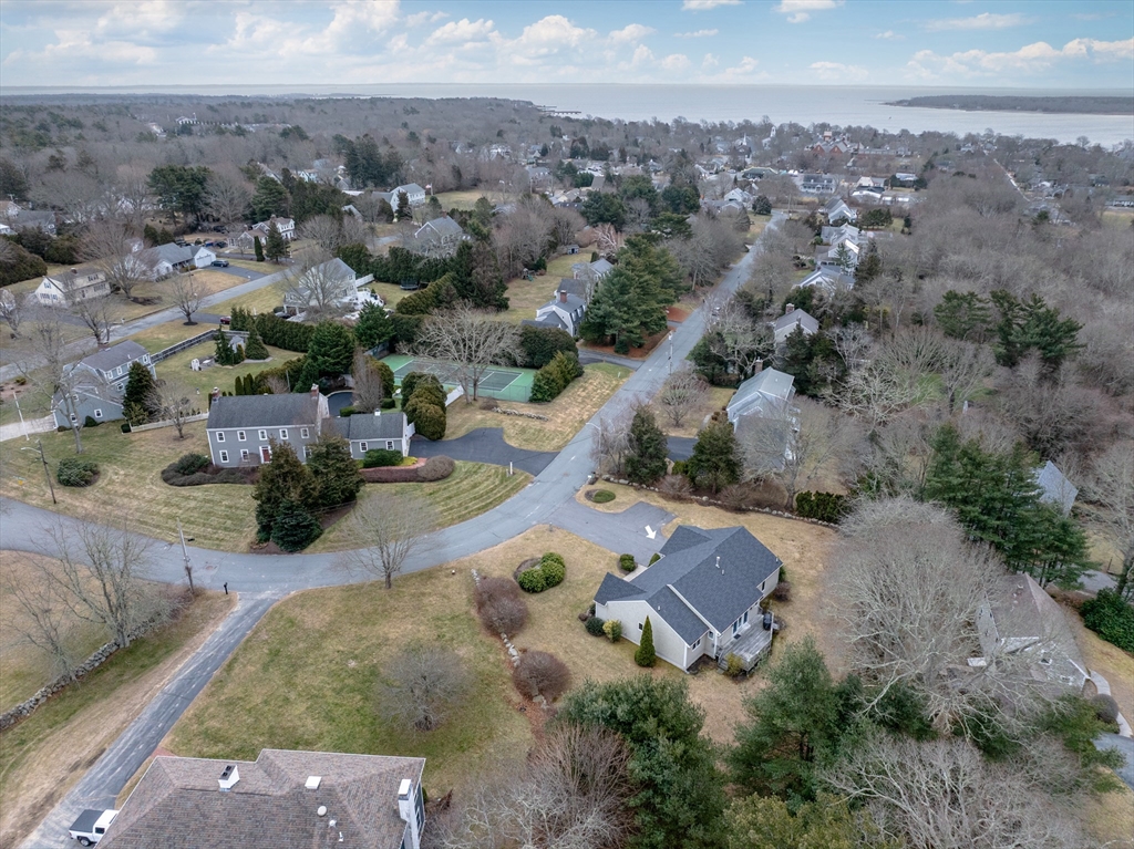 21 Hitching Post Road Mattapoisett, MA 02739 - Photo 5 of 40