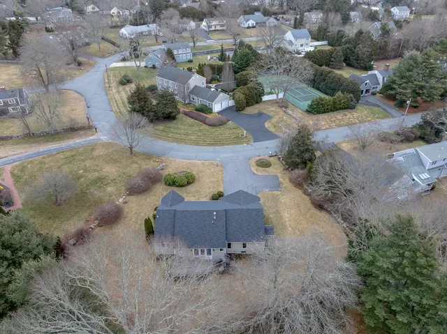 $899,000 | 21 Hitching Post Road, Mattapoisett, MA 02739