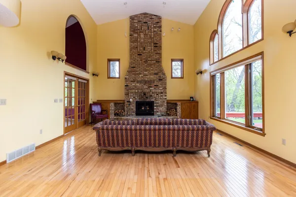 $874,900 | 1301 64th Avenue North, Fargo, ND 58102