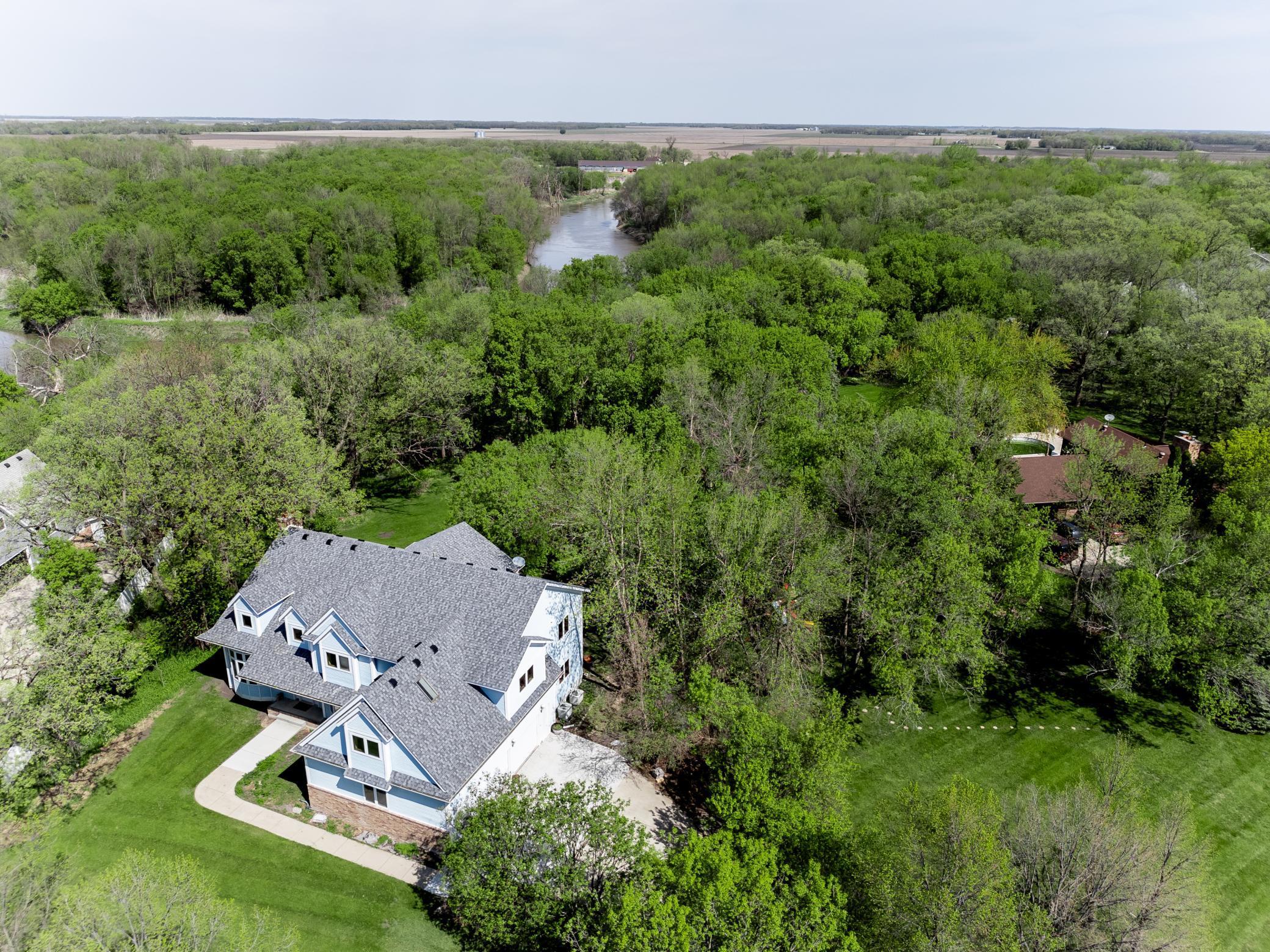 1301 64th Avenue North Fargo, ND 58102 - Photo 4 of 54