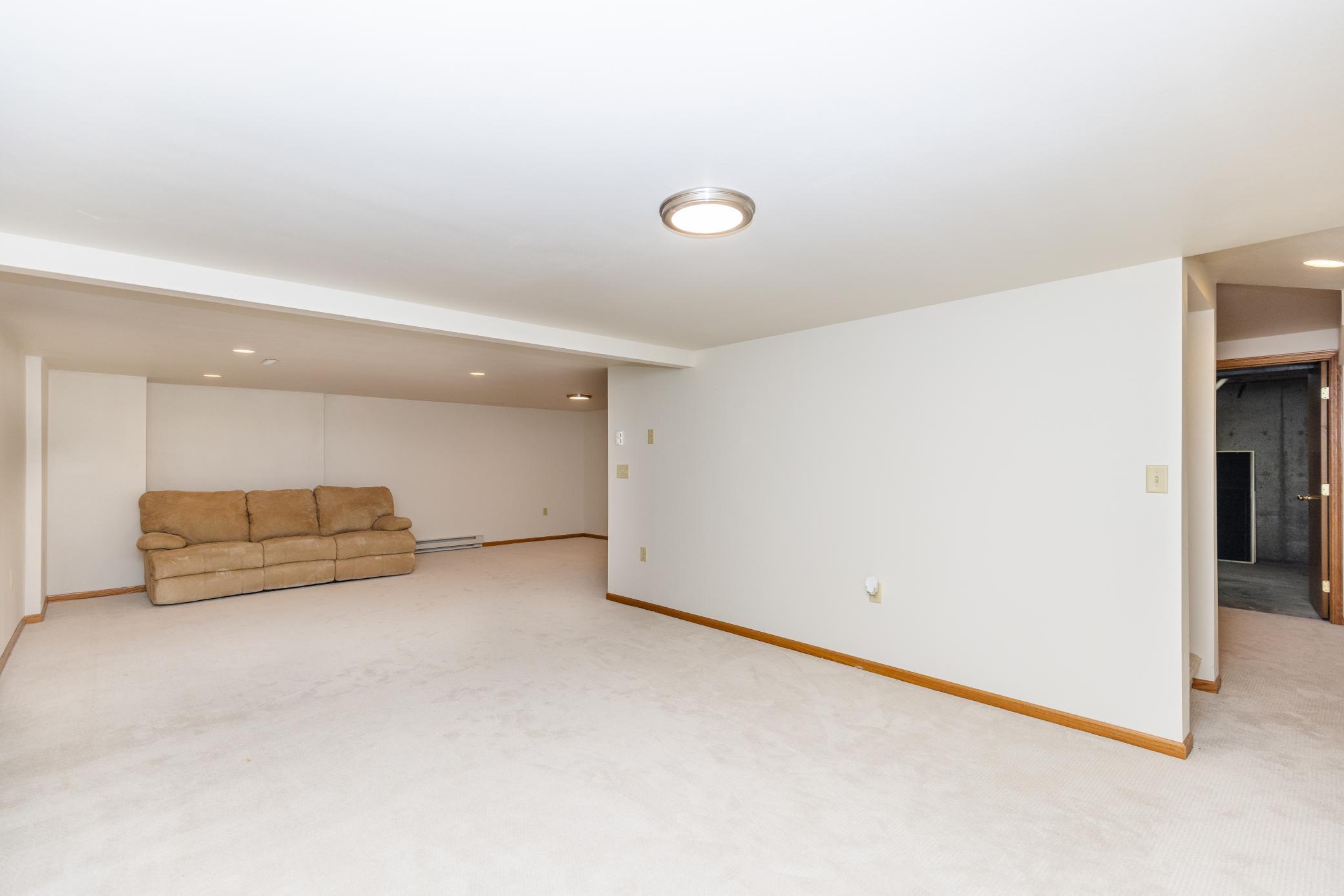 1301 64th Avenue North Fargo, ND 58102 - Photo 42 of 54