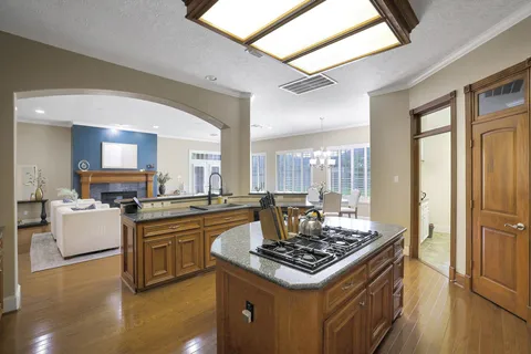 $825,000 | 21115 Park Oak Court, Cypress, TX 77433