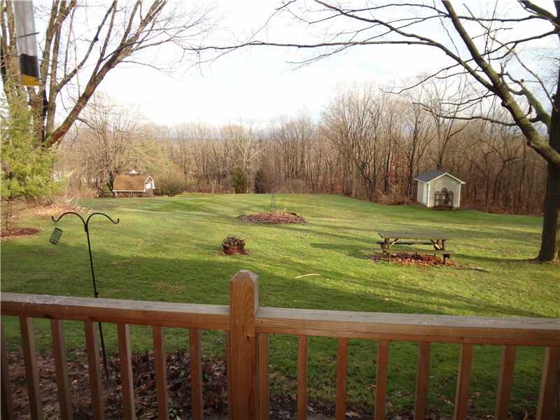 2706 Graceland Road New Castle, PA 16105 - Photo 3 of 18 View.