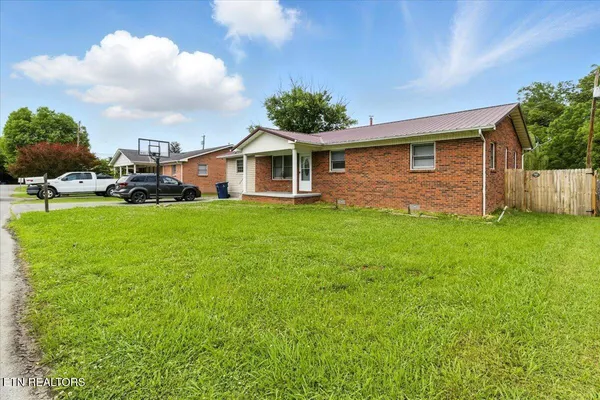 $168,000 | 409 Meadow Lane, Middlesboro, KY 40965