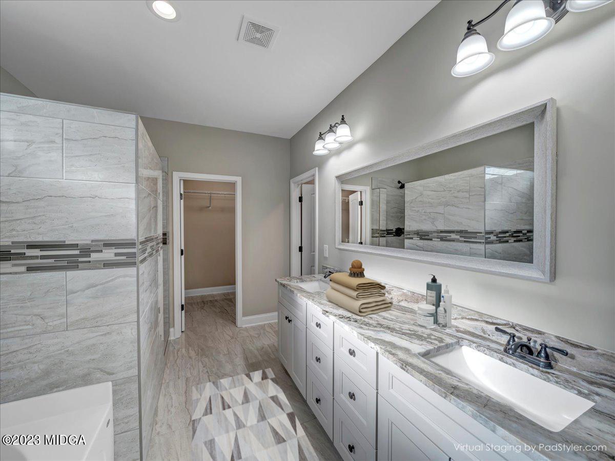 104 Raspberry Trail Perry, GA 31069 - Photo 8 of 60 1g - Owners Bath