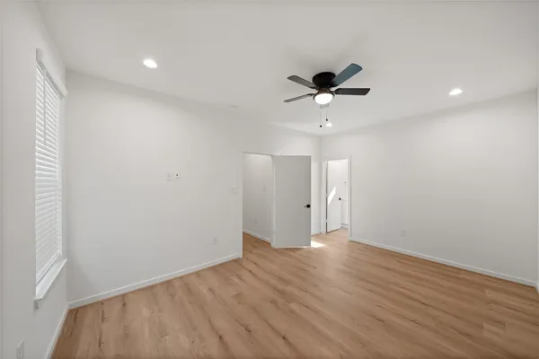 $2,299 | 1408 Enid Street, Unit C, Houston, TX 77009