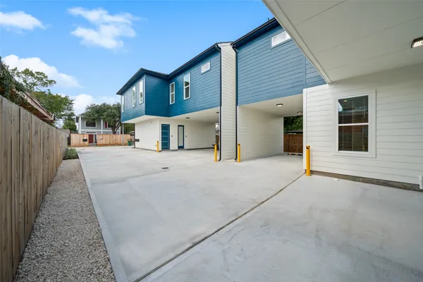 $2,299 | 1408 Enid Street, Unit C, Houston, TX 77009