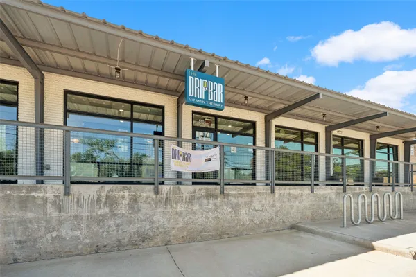 $2,299 | 1408 Enid Street, Unit C, Houston, TX 77009