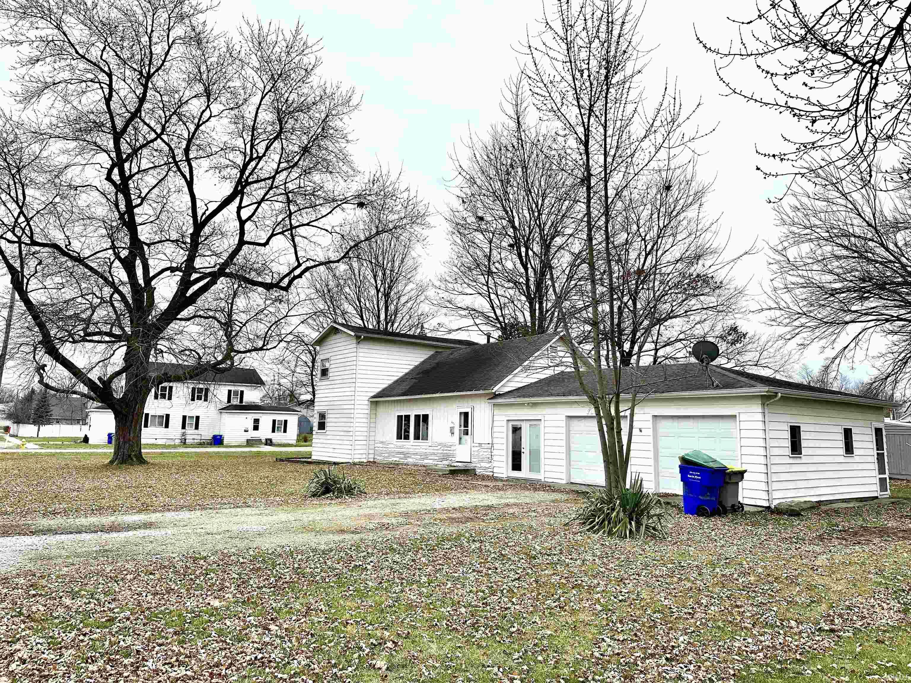 202 James Street Butler, IN 46721 - Photo 3 of 29