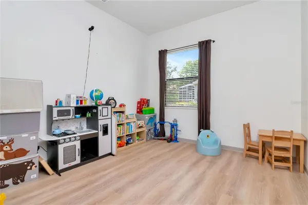 $5,500 | 20110 Pond Spring Way, Tampa, FL 33647