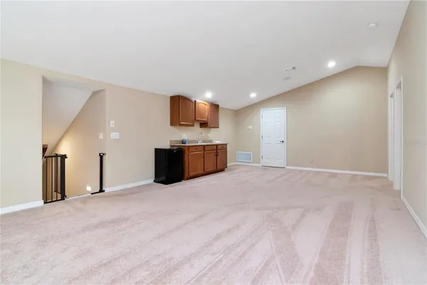 $5,500 | 20110 Pond Spring Way, Tampa, FL 33647