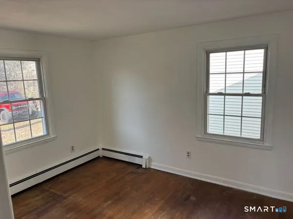 $365,000 | 8 Prospect Hill, Deep River, CT 06417