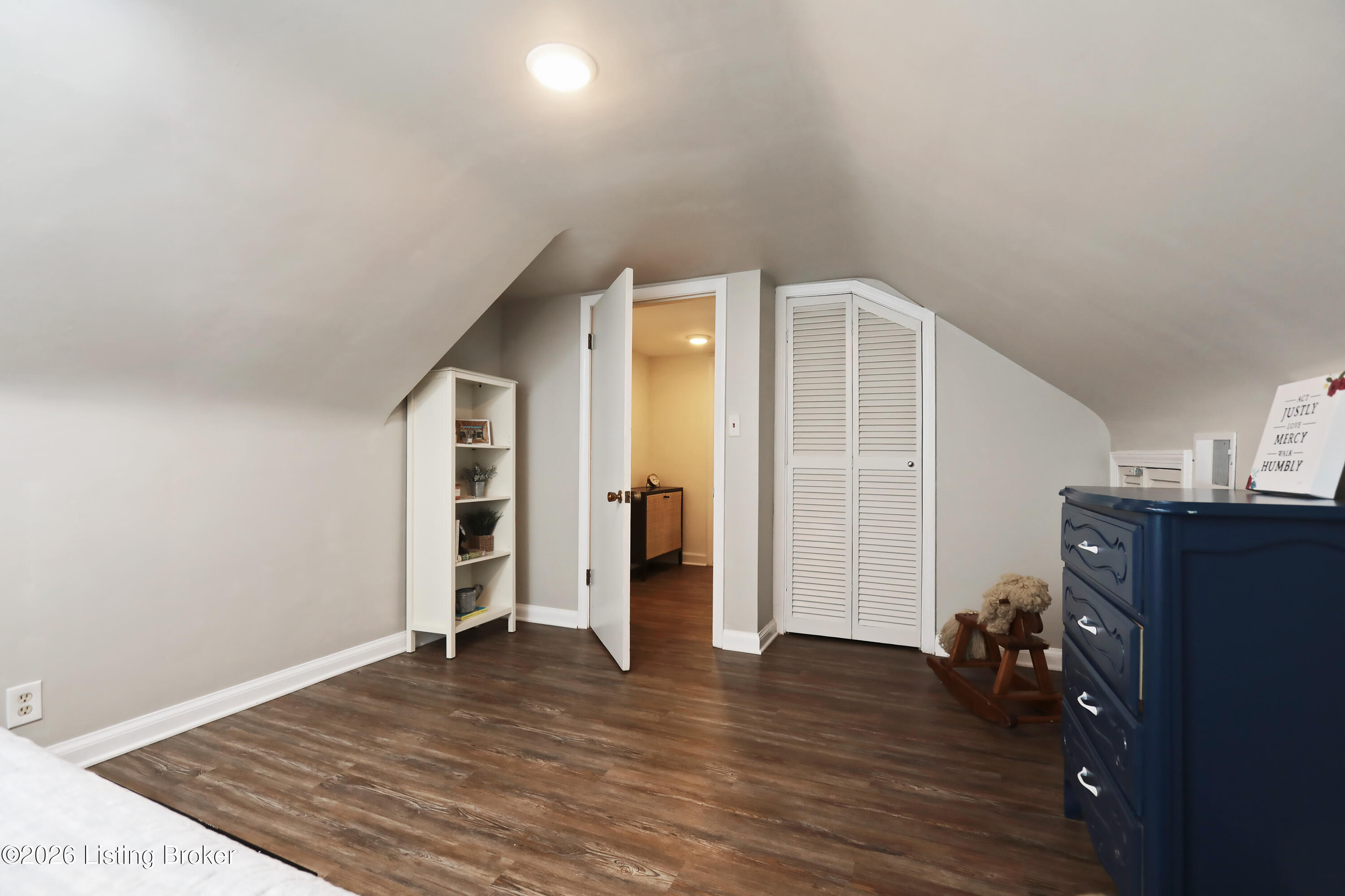 3323 Dell Road Louisville, KY 40299 - Photo 37 of 60 3323_Dell Road_32